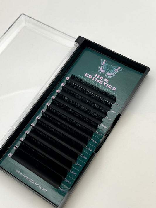 Classic Flat Lash Extensions